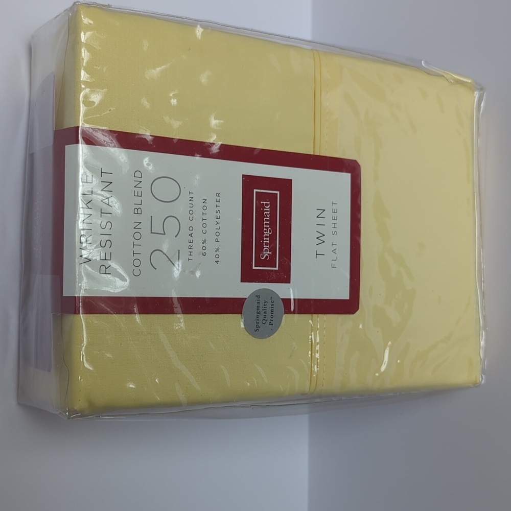 Springmaid Sheet Twin Flat Wrinkle Resistant Cotton Blend 250 Thread Count Yello